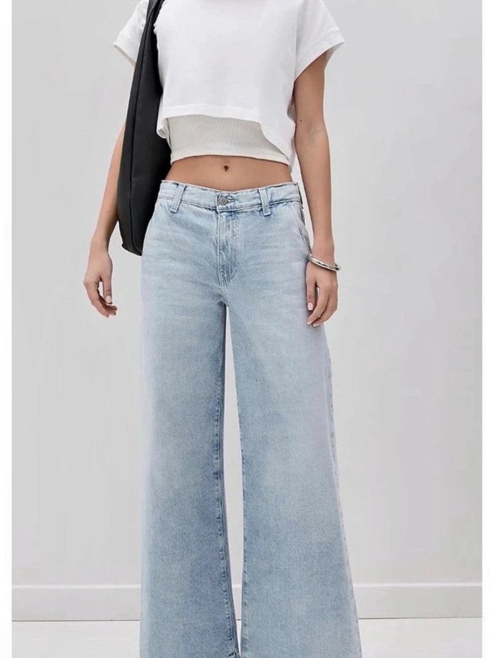 AG Stella Wide Leg Jeans - 27